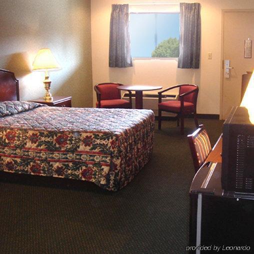 German Village Inn Motel Columbus Room photo