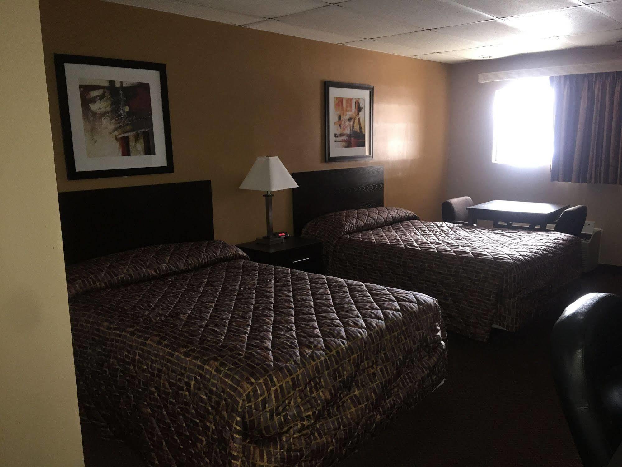 German Village Inn Motel Columbus Exterior photo